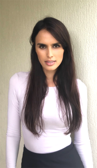 Courtney Simpson - Vivien’s Models